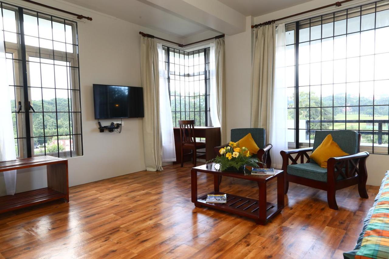 The Golf Retreat, Shillong Hotel ภายนอก รูปภาพ