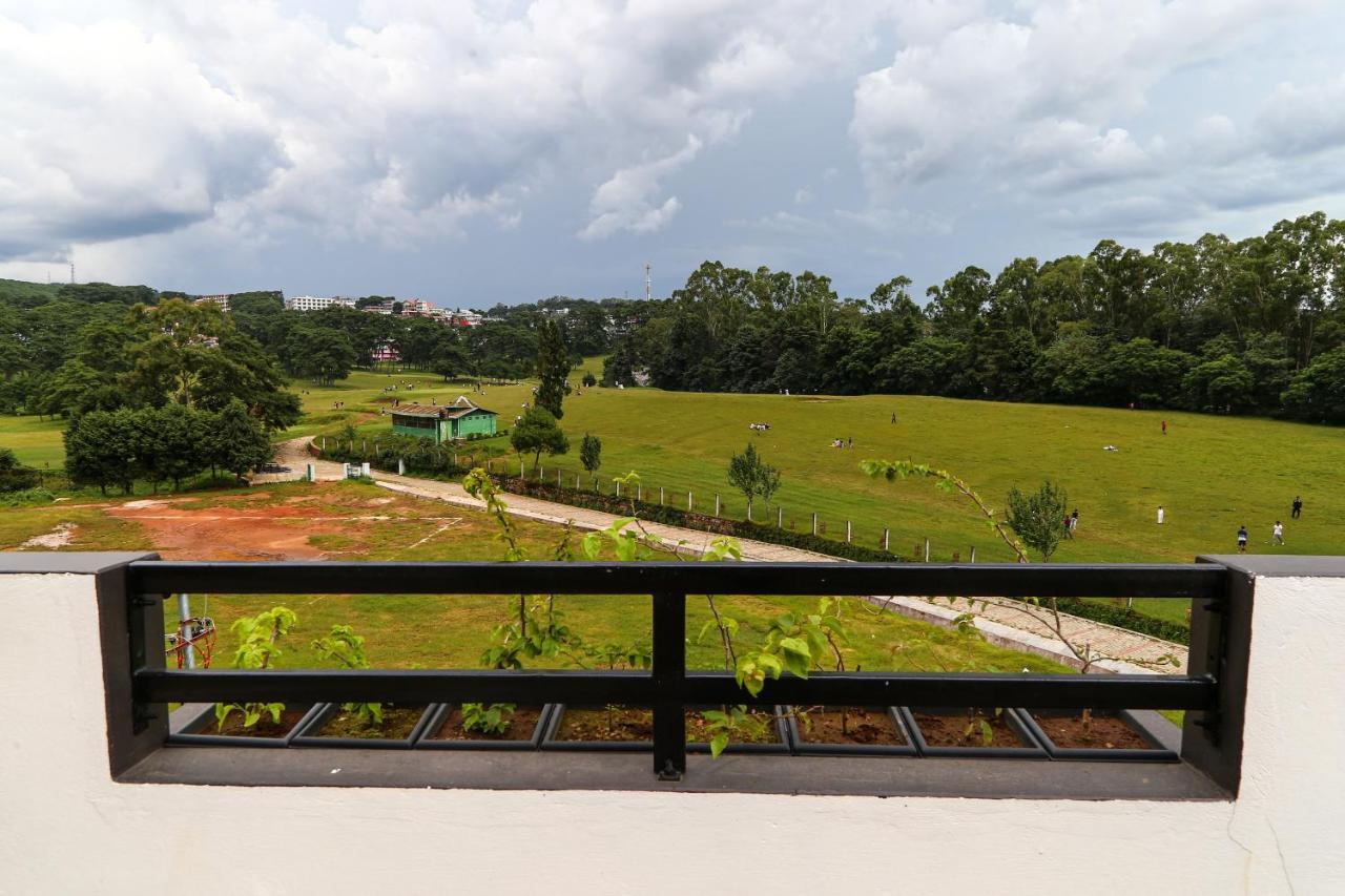 The Golf Retreat, Shillong Hotel ภายนอก รูปภาพ