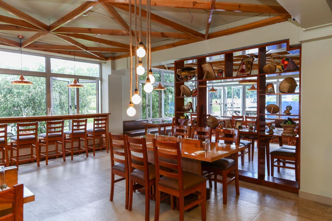 The Golf Retreat, Shillong Hotel ภายนอก รูปภาพ